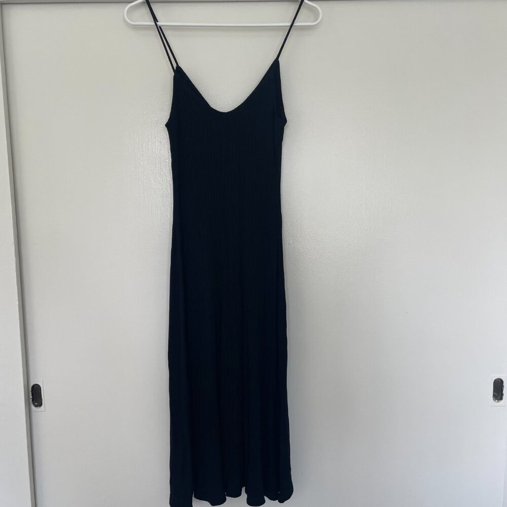 Reformation Ribbed Button Down Knit Midi Casey Dress in black - Picture 11 of 13